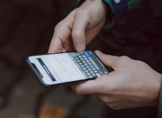 Wie man jemand anderes Textnachrichten online kostenlos ohne ihr Telefon lesen